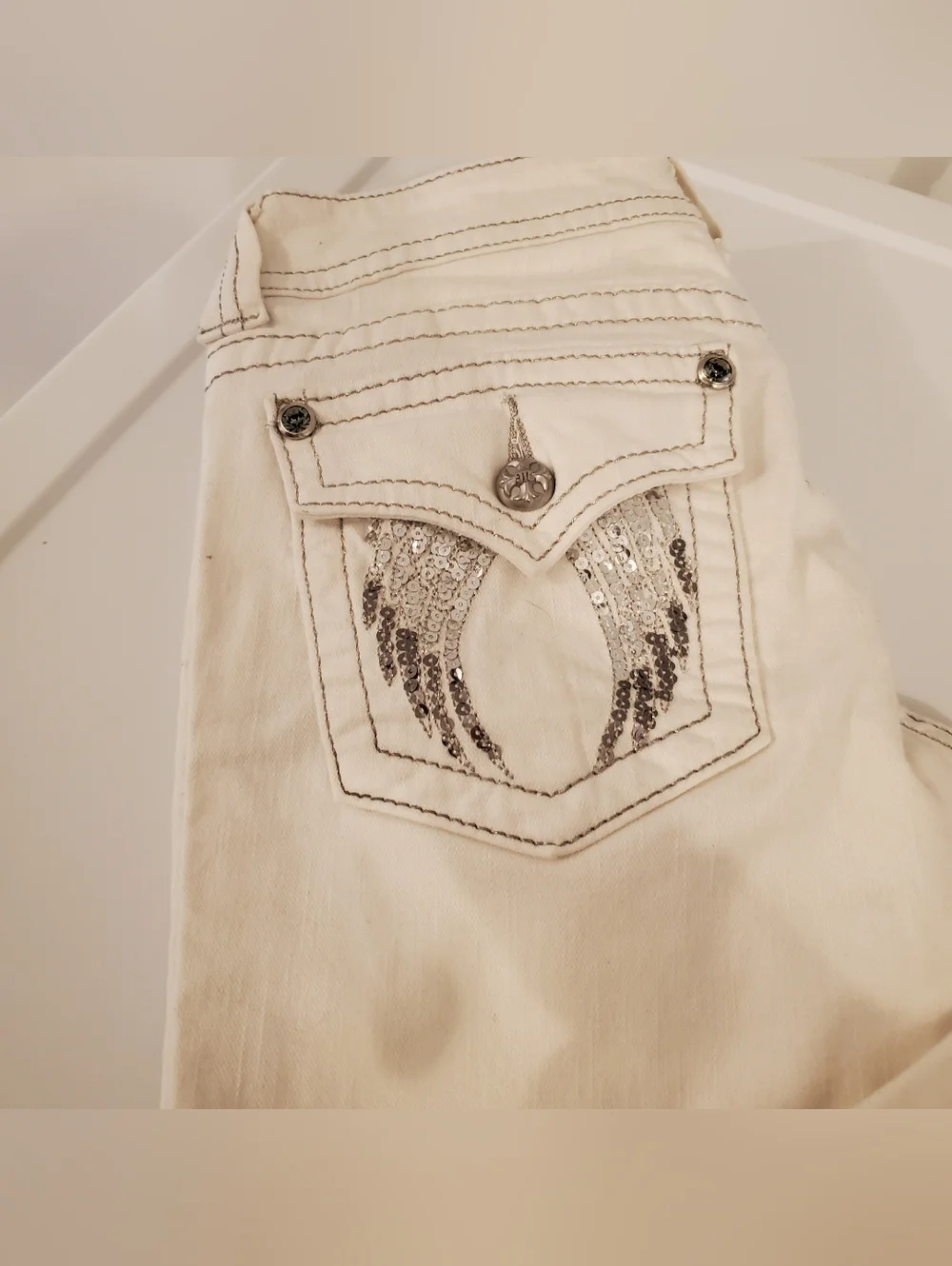 Miss Me Y2k Angel Capri - Picture 2 of 15